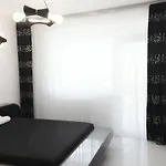 Deluxe Nicolle Plus Apartment Apartman Konstanca